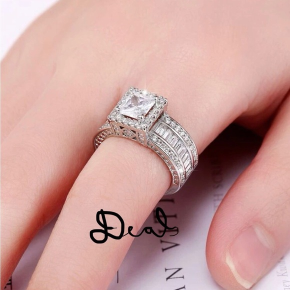 SILVER DIAMOND BRIADAL RING - Picture 6 of 11